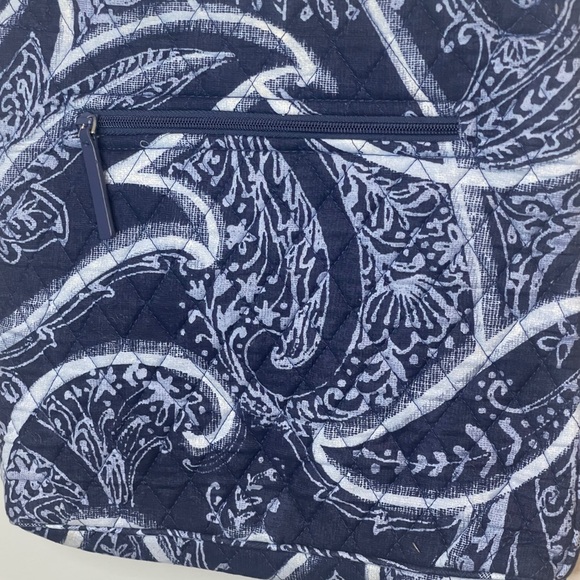 Vera Bradley Blue and White Paisley Crossbody Bag - Picture 2 of 4